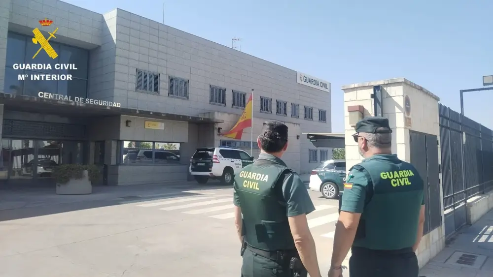 Un guardia civil salva la vida de un hombre en parada cardiorrespiratoria tras diez minutos de RCP
